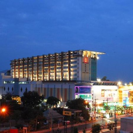 Sunee Grand Hotel And Convention Center Ubon Ratchathani Εξωτερικό φωτογραφία