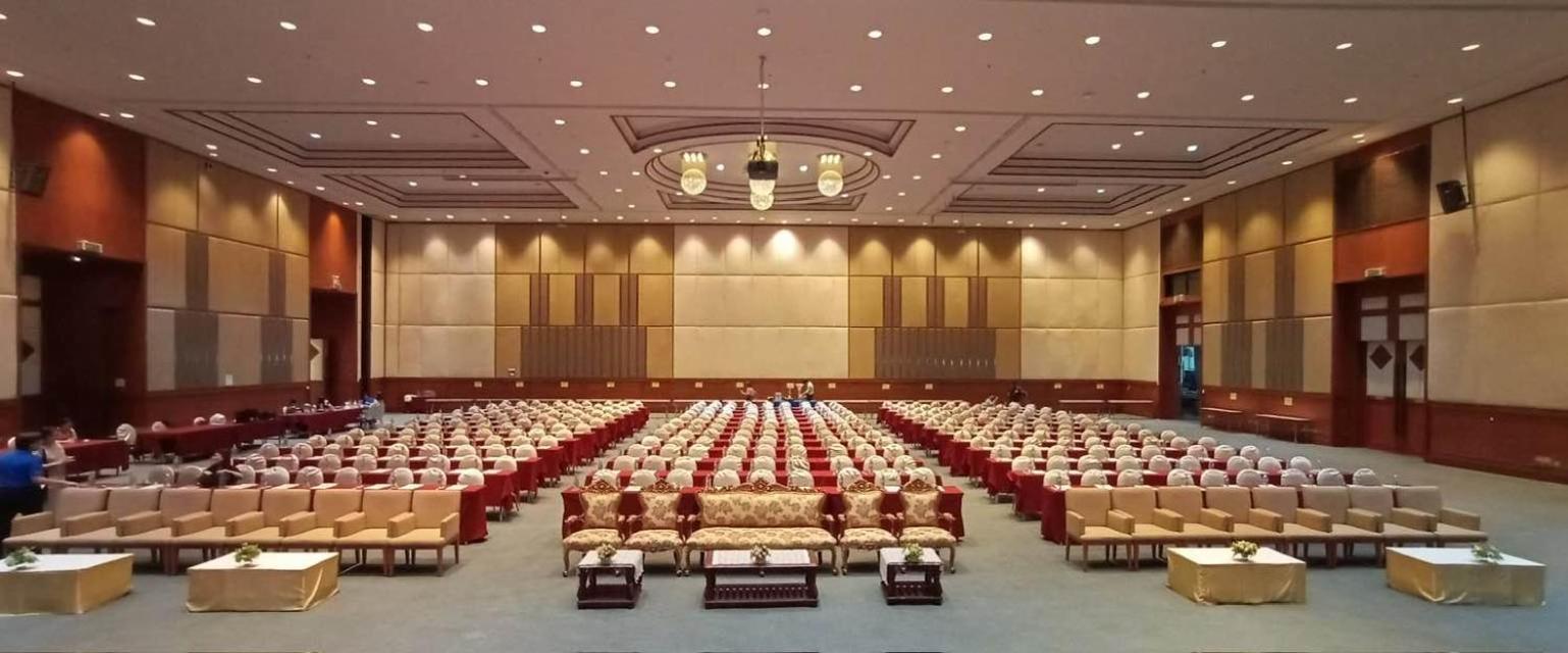 Sunee Grand Hotel And Convention Center Ubon Ratchathani Εξωτερικό φωτογραφία