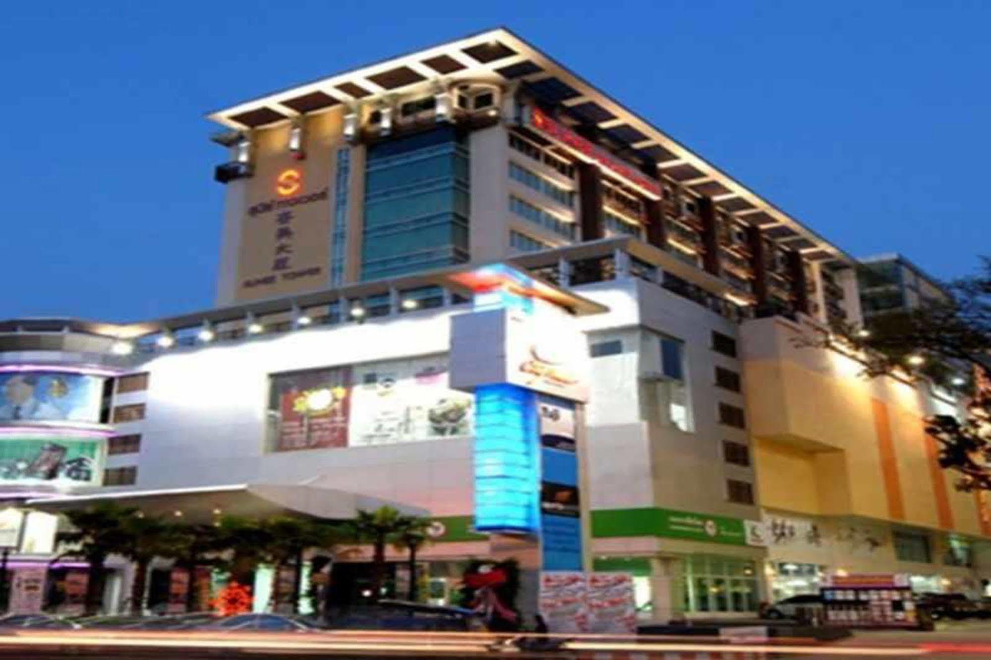 Sunee Grand Hotel And Convention Center Ubon Ratchathani Εξωτερικό φωτογραφία